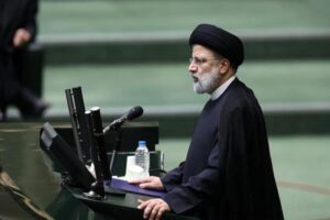 حسینی: رئیس‌جمهور به مجلس می‌رود