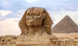 کشف مجسمه ۳ هزار ساله دختر فرعون