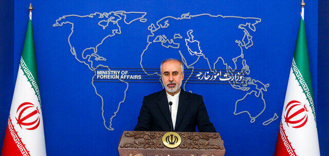 کنعانی: شهروندان ایرانی از انجام سفر به فرانسه پرهیز کنند