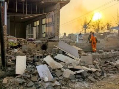 زلزله در شمال غرب چین بیش از ۱۰۰ کشته