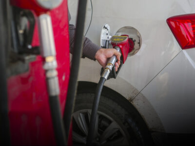 برنامه دولت برای افزایش قیمت بنزین در سال آینده؟