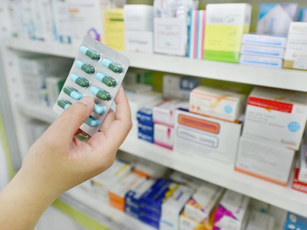 مشکلات توزیع عمده دارو کاهش محسوس داشته