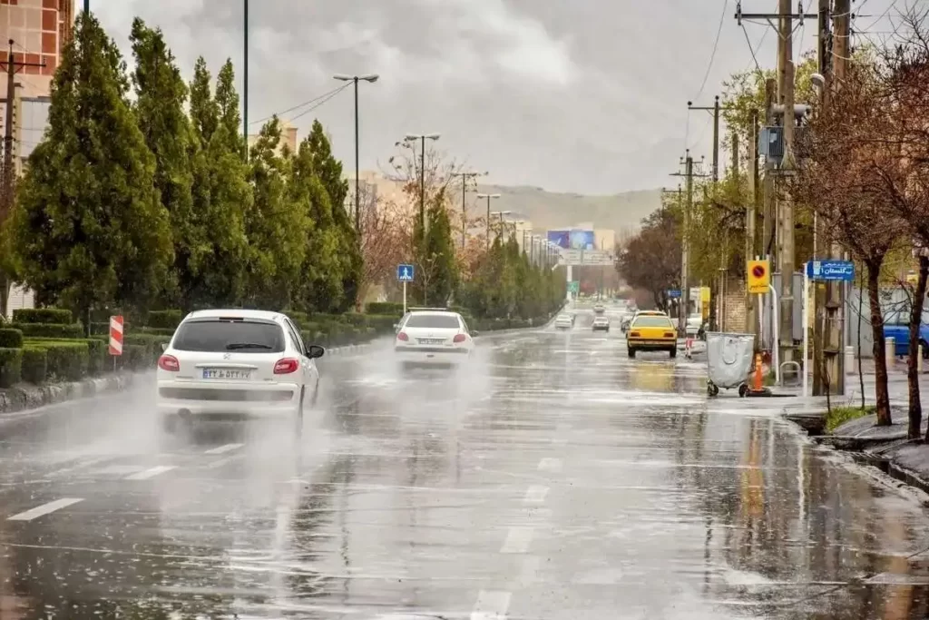 ورود سامانه بارشی به کشور طی جمعه