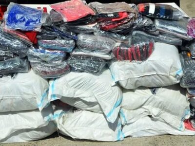 کشف انواع البسه قاچاق در چالوس