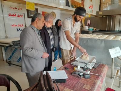 بازدید سرزده از نانوایی‌های سطح شهر محمودآباد