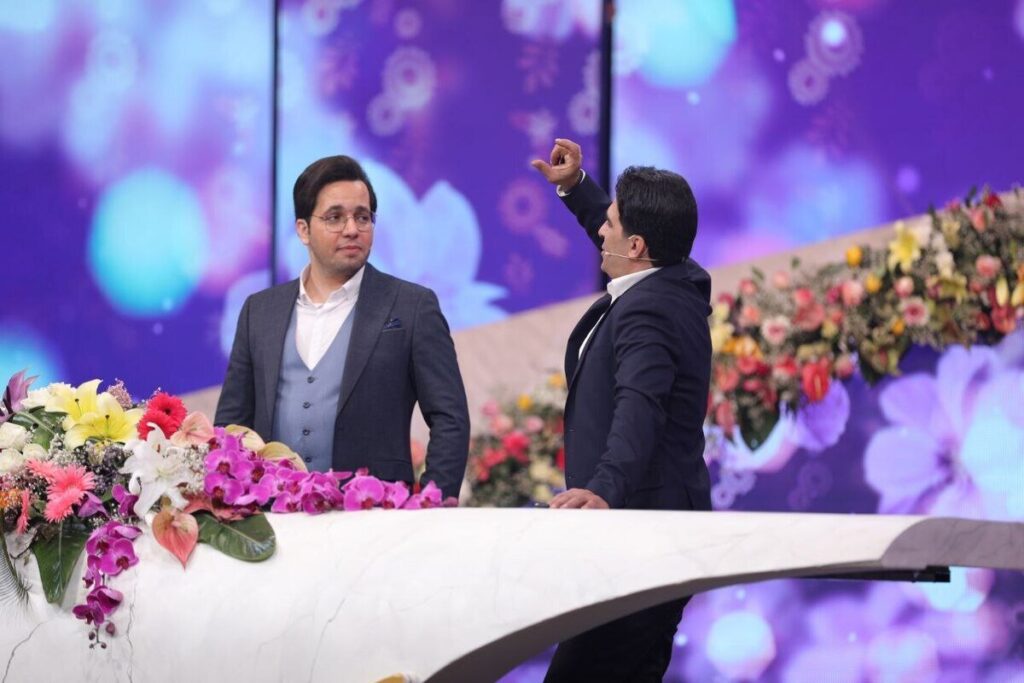 بازیگر طناز مجری تحویل سال شبکه سه شد
