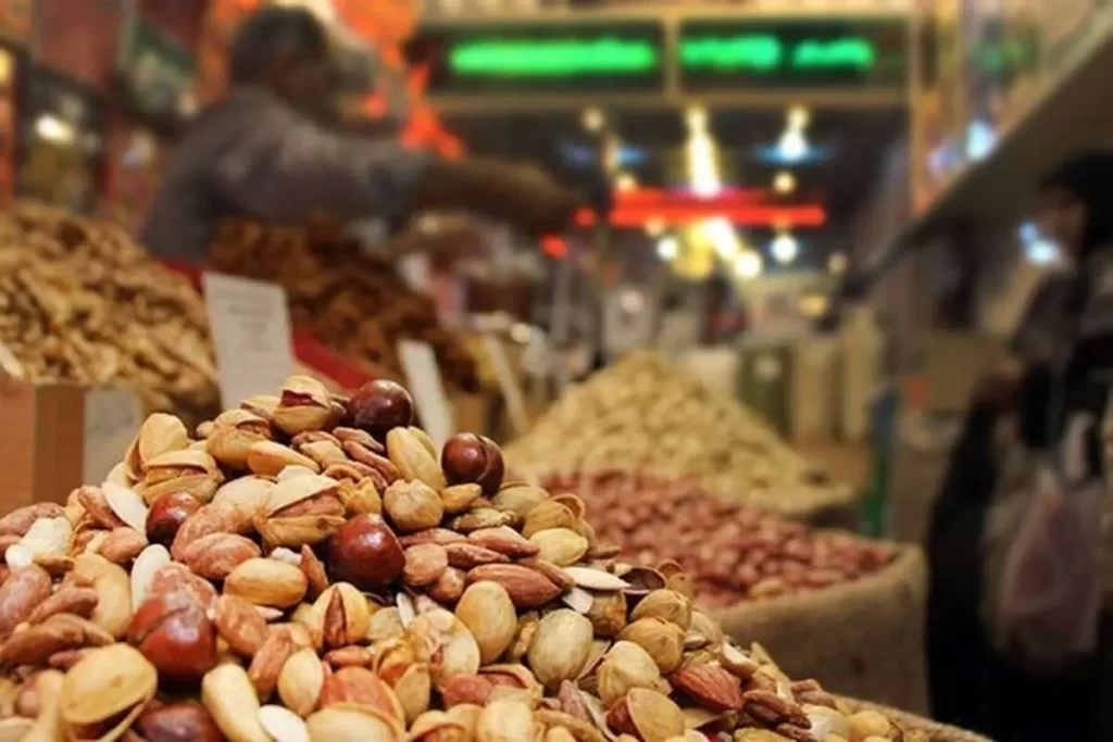 تخمه ۴۰۰ درصد و پسته ۱۸۳ درصد گران شد