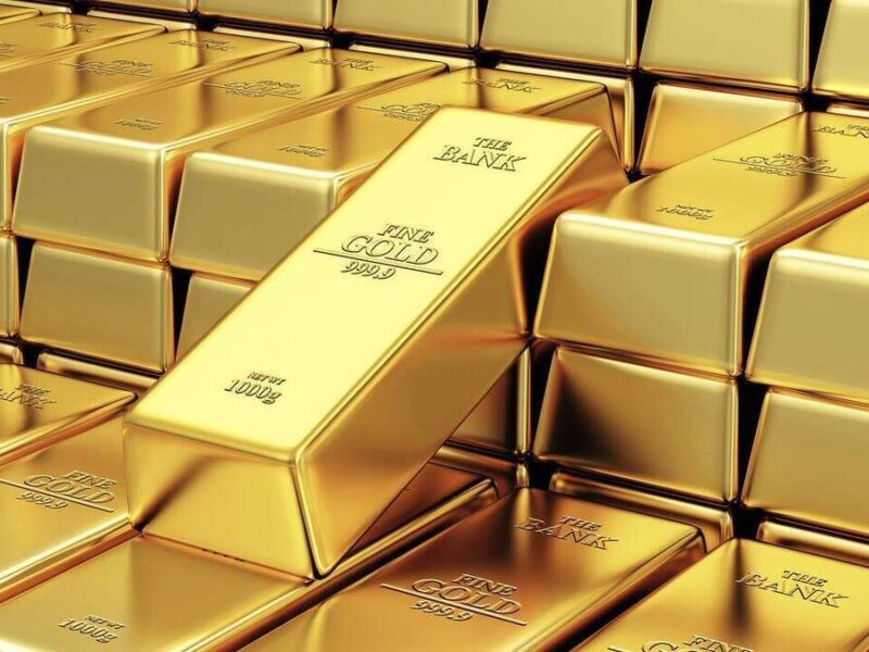 ضرب سکه‌های طلا خیانت به سرمایه‌های کشور است