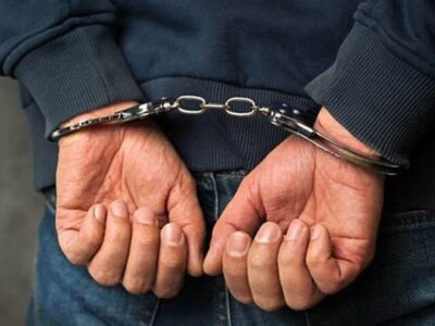 سارق حرفه ای مغازه در نکا دستگیر شد