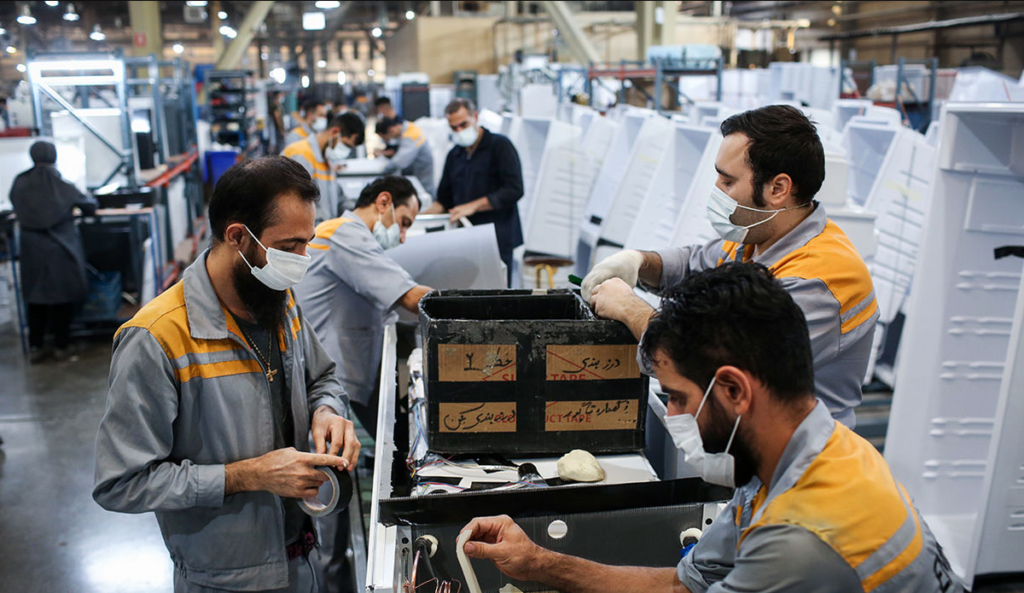 عیدی دولت به کارگران با افزایش سن و بازنشستگی