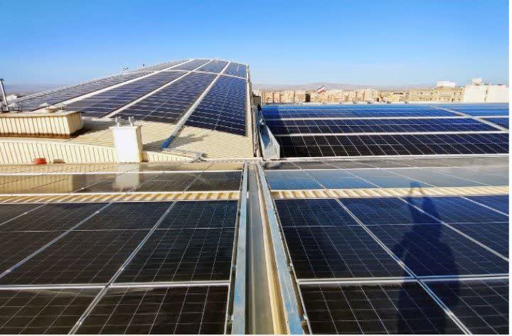 افتتاح بزرگ‌ترین جکوزی و نیروگاه‌های خورشیدی سقفی در مشهد