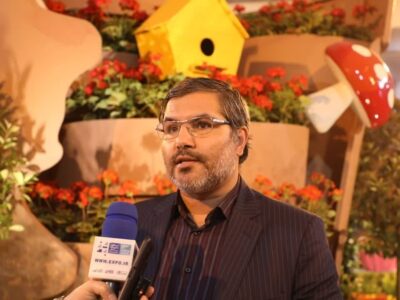 ضرورت برگزاری نمایشگاه گل و گیاه درچند مقطع ازسال
