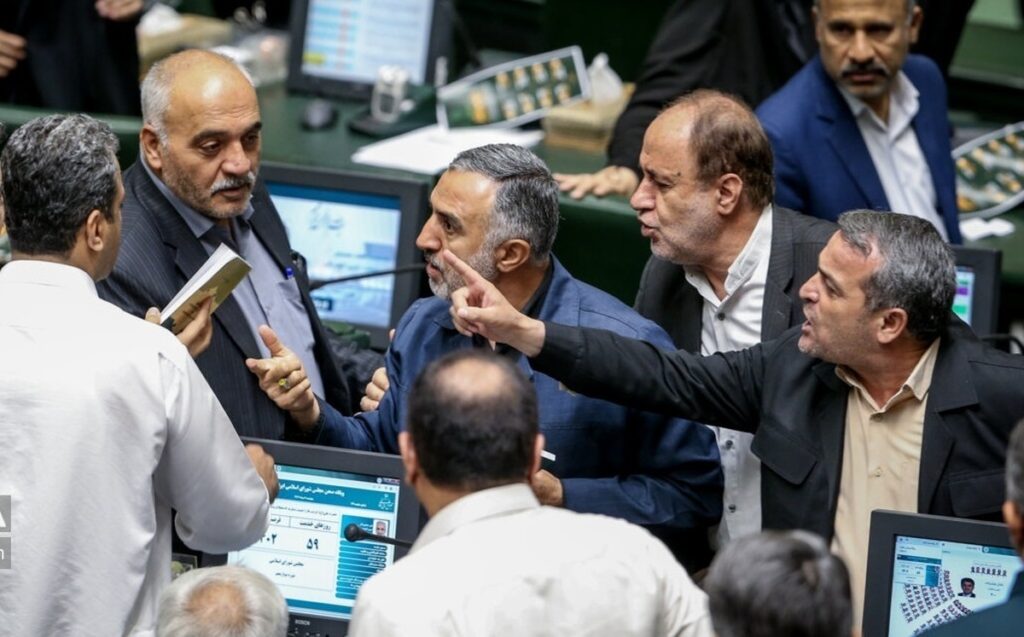 دولت جدید می‌تواند به مسئله فیلترینگ ورود کند