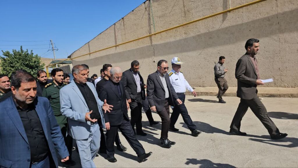 بازدید وزیر کشور از مواکب پذیرایی در محور قدیم مشهد-نیشابور