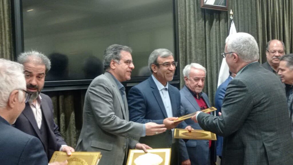  قهرمانان ، روسای هیات ورزشی شوند
