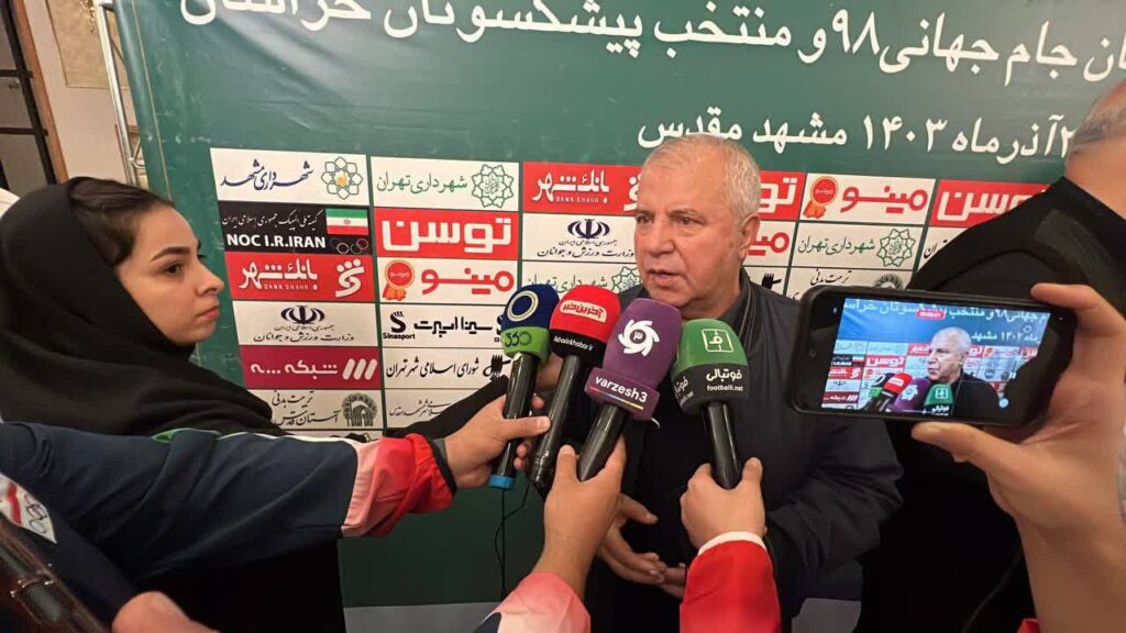 دوست دارم در شادی ها کنار تیم باشم