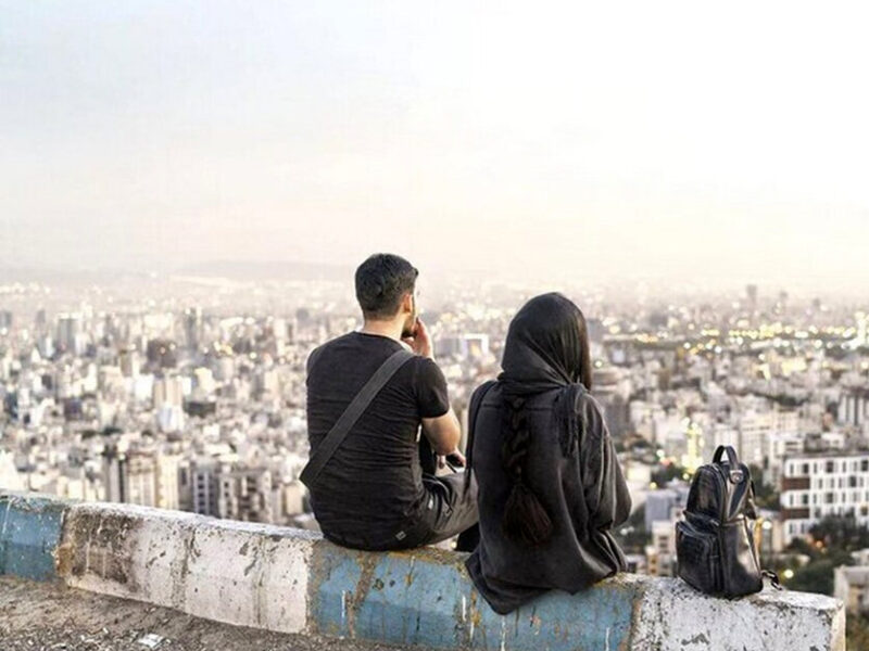 ثبت‌نام پشت ثبت‌نام برای داشتن یک سقف