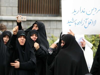 تعداد عجیب تجمع‌کنندگان مدافع قانون حجاب