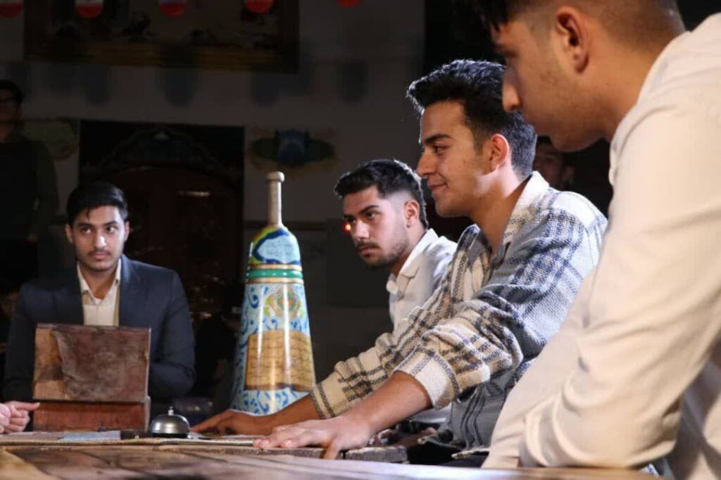 لیگ گل یا پوچ دانش آموزی در خط پایان