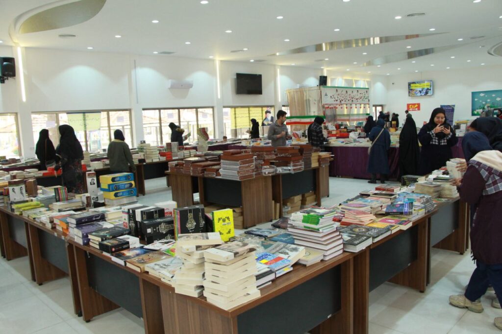 بیست و یکمین نمایشگاه کتاب شهرک گاز سرخس