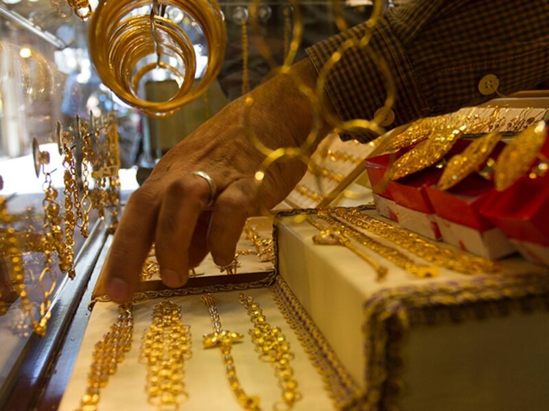 سقوط ۷۰۰ هزار تومانی قیمت طلا در بازار