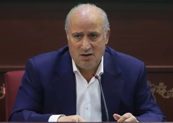 گپی کوتاه با رئیس فدراسیون فوتبال