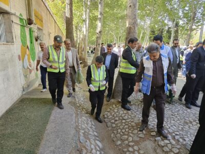 پاکسازی پارک ملت از فیلتر‌های سیگار