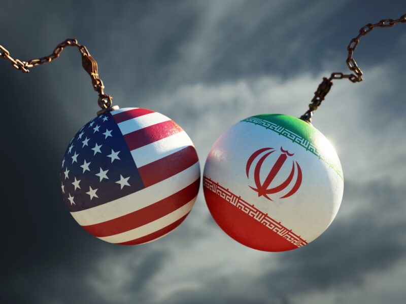 عباس عبدی: مذاکره برای مذاکره به زیان ایران است