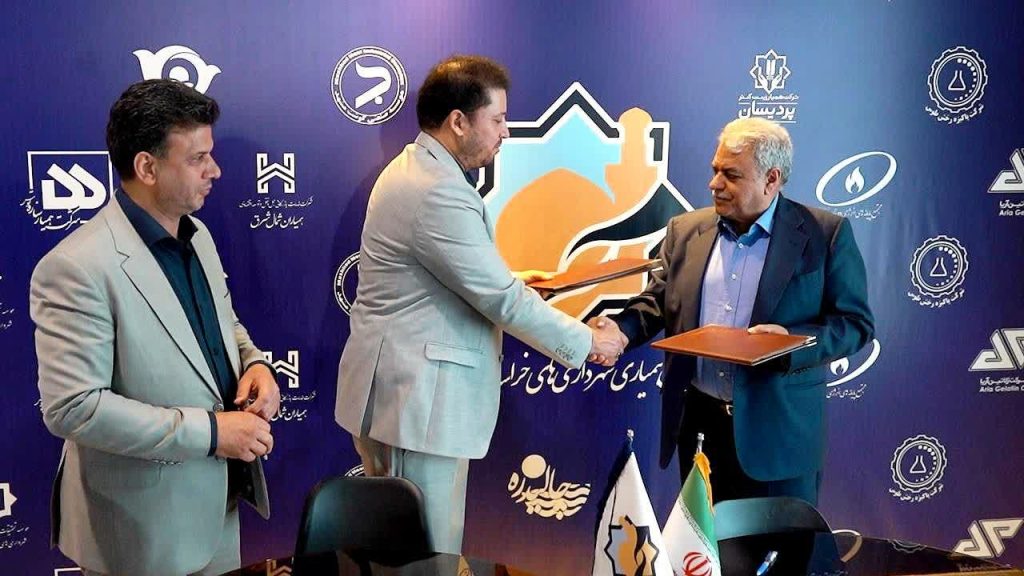 انعقاد تفاهم نامه تامین قیربرای آسفالت موردنیاز شهرداری های استان