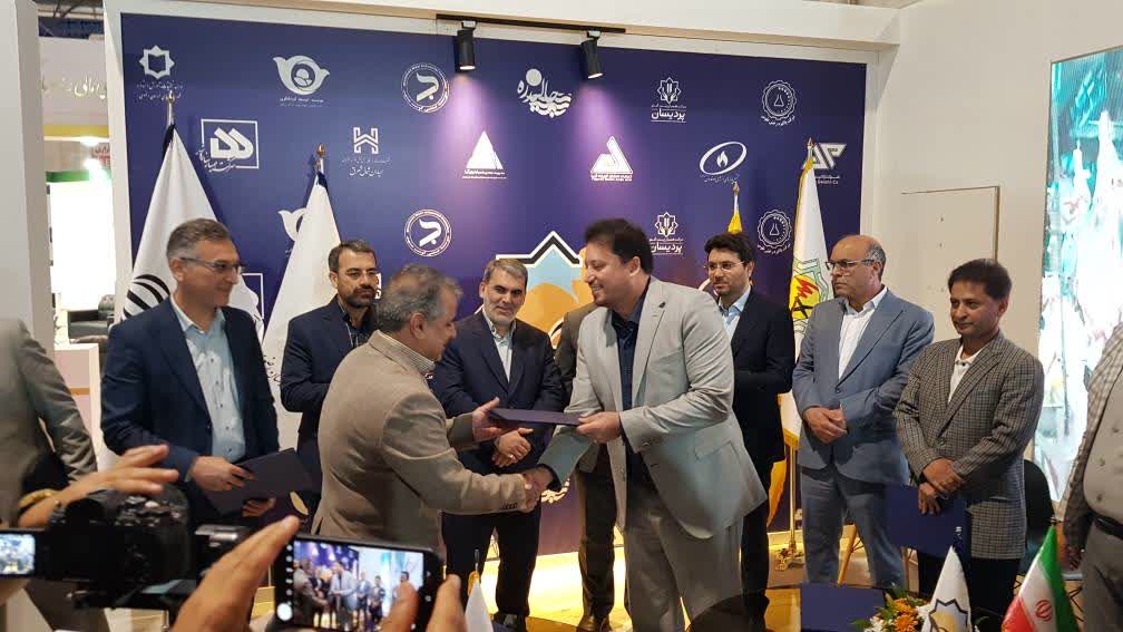 امضاء ۱۶ تفاهم نامه در مشهد