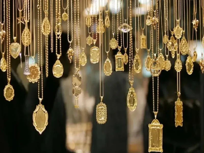 فرمان عقب‌نشینی به طلا و سکه