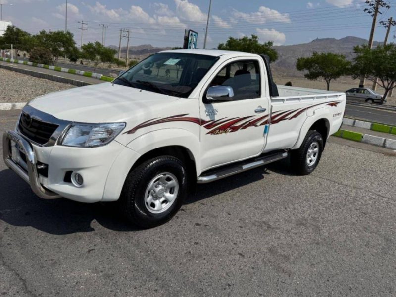 تردد مشکوک کامیونت و وانتها را گزارش دهید