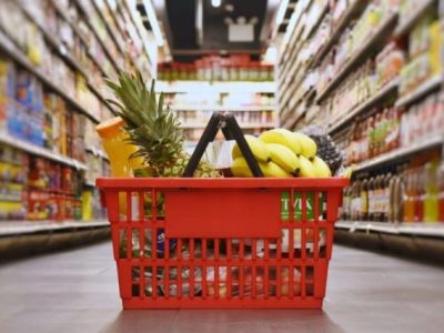 ۵۰ تن کالای توقیف شده در تربت حیدریه وارد بازار شد