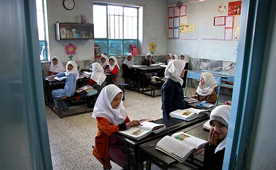 آغاز ثبت نام دانش‌آموزان اتباع خارجی از ۱۵ مرداد