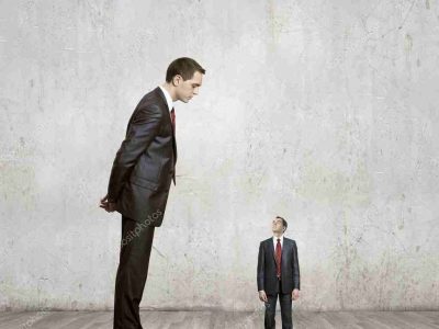 مقایسه نکن! چطور از تله‌ مقایسه با دیگران خارج بشیم؟