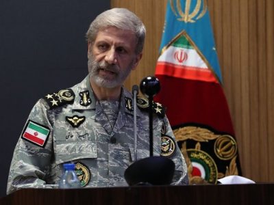 فرمانده کل ارتش:تهدید دشمن را تمام شده تلقی نمی‌کنیم