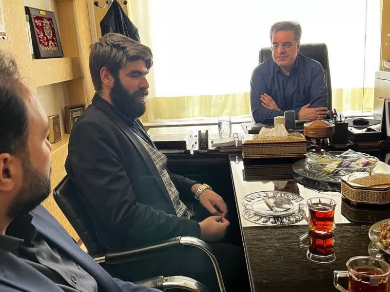 دیدار صمیمانه رییس فرهنگسرای رسانه با مدیر و خبرنگاران نخست