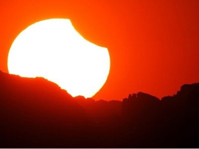 آخرین کسوف سال ۱۴۰۴؛ نمایشی کیهانی دور از چشم ایرانیان