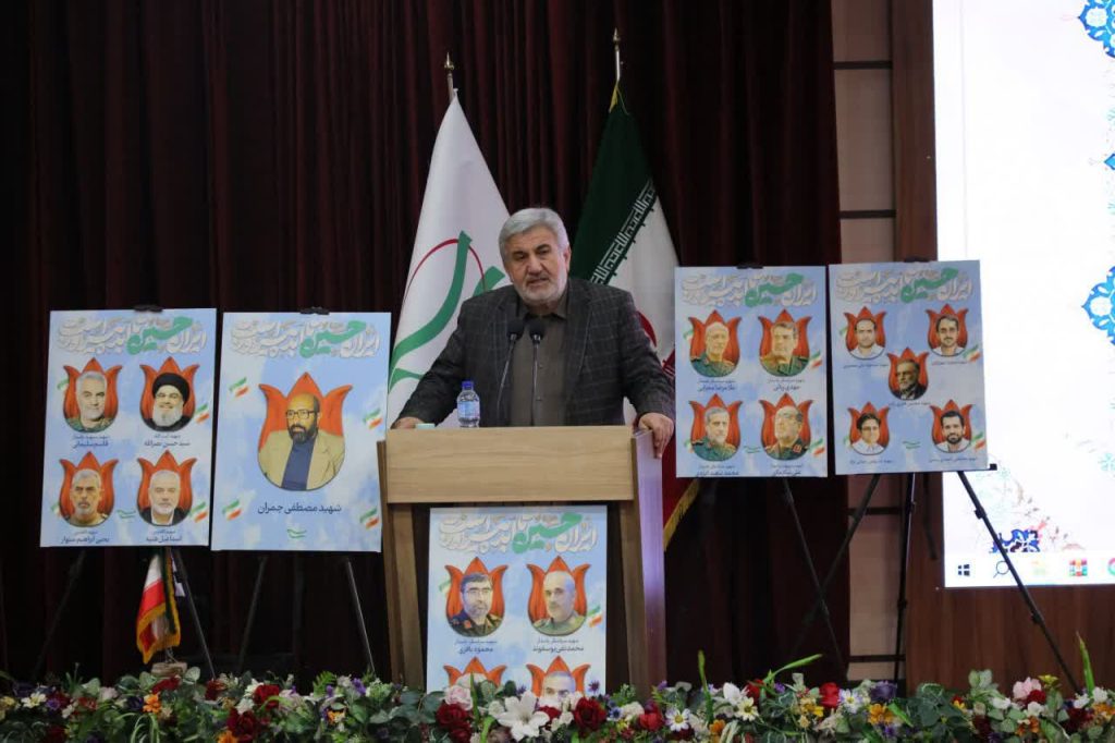 اساتید رکن اصلی تحول در علوم انسانی‌اند، نه سیاست‌گذاران پشت میز