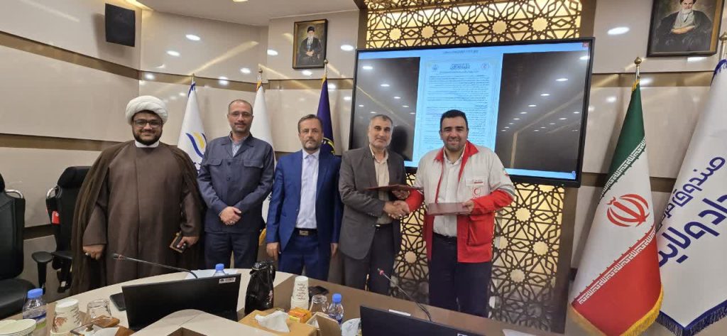 میثاق‌نامه همکاری میان کمیته امداد و جمعیت هلال‌احمر امضا شد