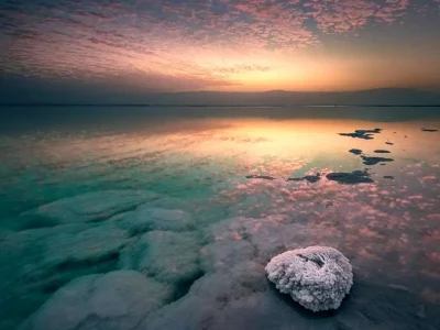 بارش برف نمک در عجیب‌ترین دریاچه جهان!