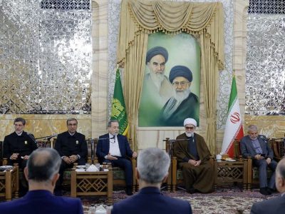 مشهد می‌تواند محور گفت‌وگو، تعامل و دیپلماسی فرهنگی و زیارت، باشد