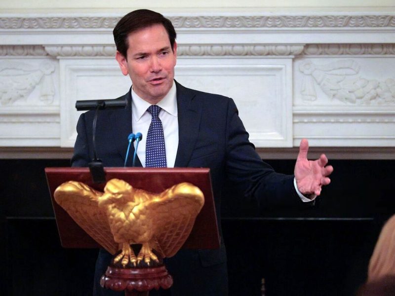 تمامی مسیر‌های ایران را مسدود میکنیم