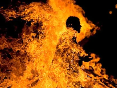 جزئیات خودسوزی یک مرد مقابل دادگستری کرج