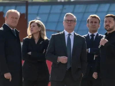 اروپا بر سر دو راهی سرنوشتساز