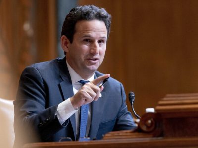 وارد ماجراجویی احمقانه در ونزوئلا شده‌ایم