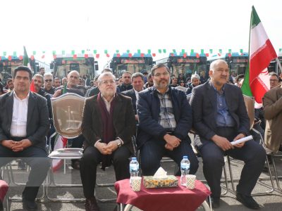تصاویری از رونمایی از ۲۵ دستگاه اتوبوس جدید شهری در مشهد