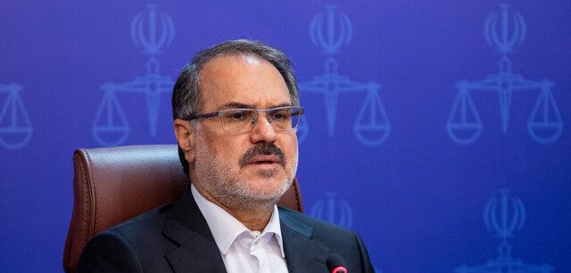 خدائیان: مسئولان مشکلات مردم را برطرف کنند