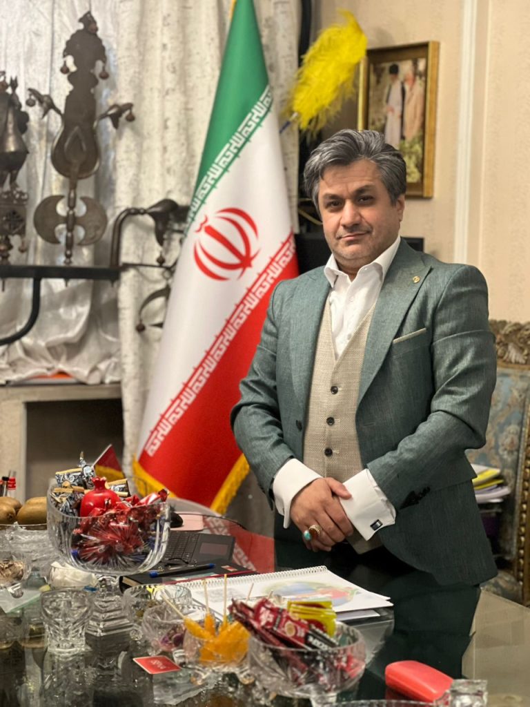  تبیین «خودتحریمی داخلی» به‌عنوان پیشران سایه جنگ بر اقتصاد ایران 