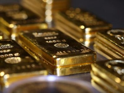 طلای جهانی در آستانه کاهش قیمت هفتگی
